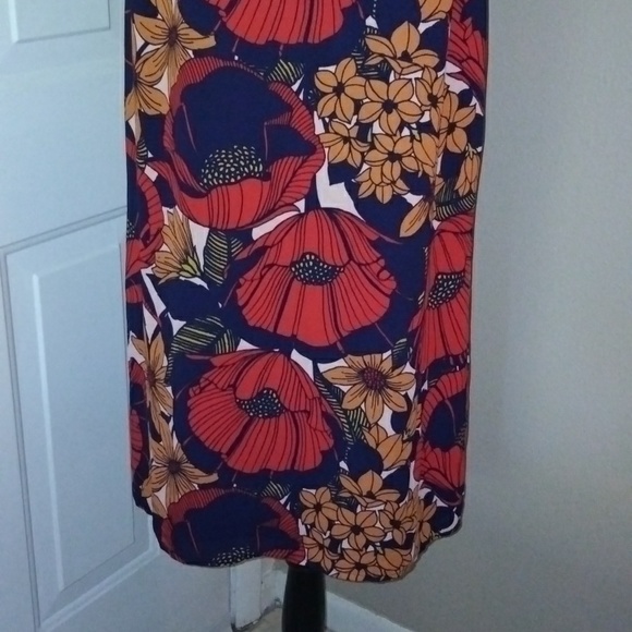 LOFT Floral Dress Size MP - Picture 5 of 7